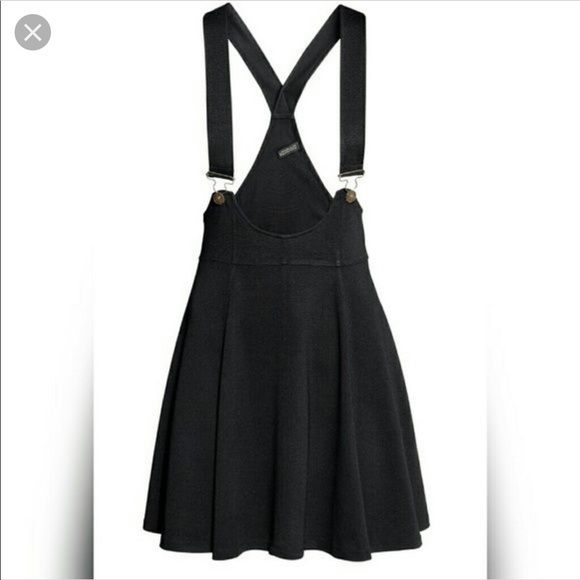 H&M Dresses & Skirts - Suspender Skater Skirt